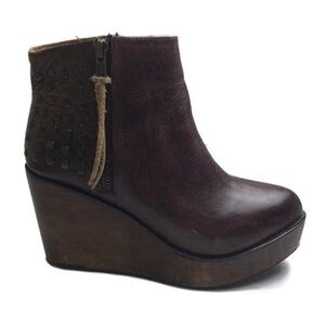 BED|STU Ghent Distressed Brown Leather Studded Side Zip Wooden Wedge Bootie Sz 7